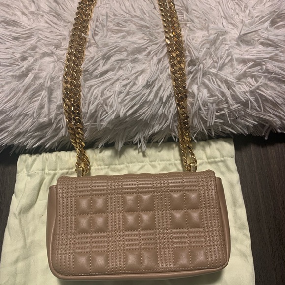 Burberry Mini Quilted Lambskin Lola Bag - Picture 4 of 7